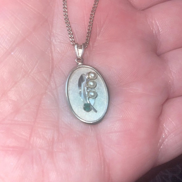 Vintage sterling silver pendant with sterling silver chain in perfect condition. - Picture 3 of 7